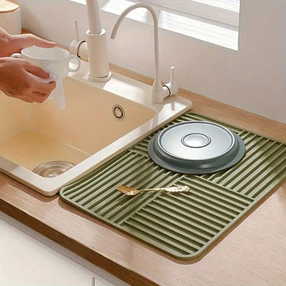 SilicoFlex Foldable Heat-Resistant Drying Mat for Kitchen Organization