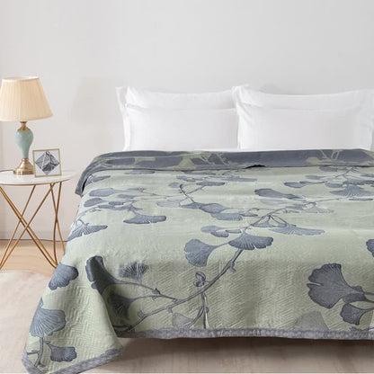 LeafLuxe Reversible Cotton Gauze Quilt – Soft, Eco-Friendly Comfort