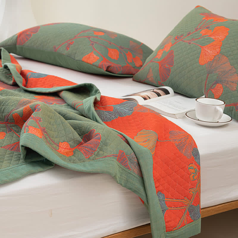 GinkgoGlow Reversible Cotton Quilt – Vibrant, Eco-Friendly Comfort