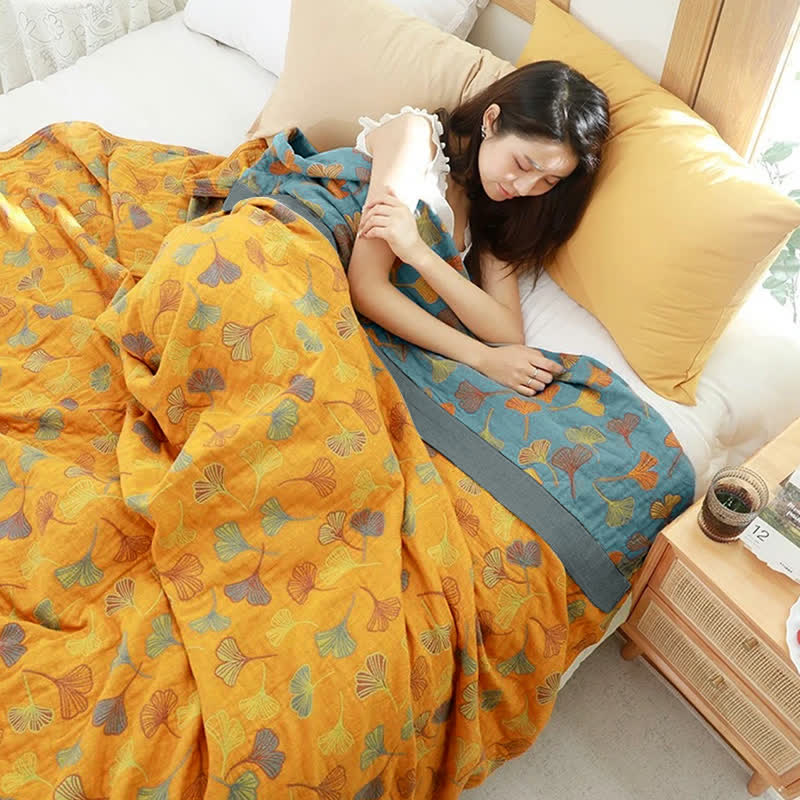 GinkgoLuxe Reversible Cotton Quilt – Elegant Eco-Friendly Comfort