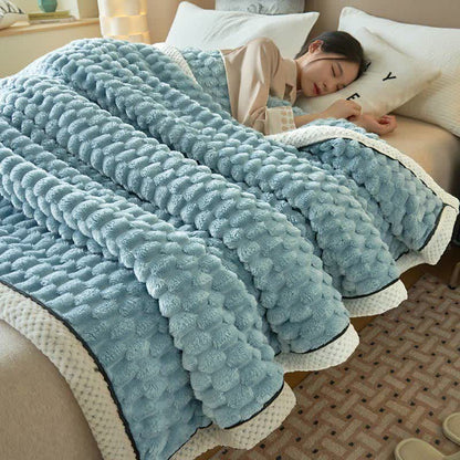 CoralSoft Reversible Fleece Throw – Cozy, Luxurious Comfort for Any Space