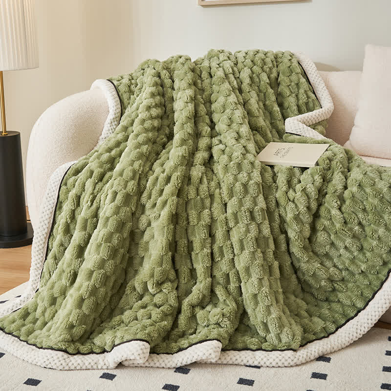 CoralSoft Reversible Fleece Throw – Cozy, Luxurious Comfort for Any Space