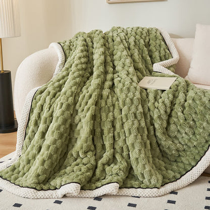 CoralSoft Reversible Fleece Throw – Cozy, Luxurious Comfort for Any Space