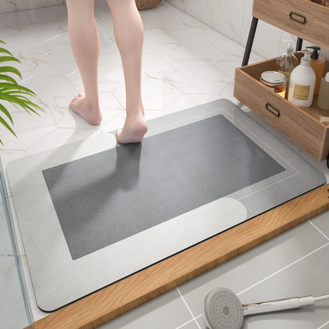 HydroGuard Ultra Absorbent Bath Mat – Quick-Dry, Non-Slip Design