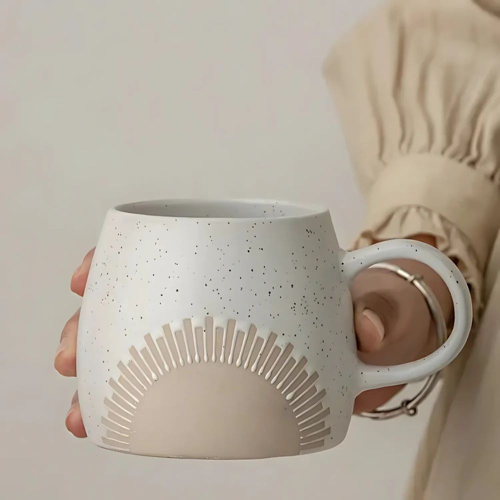 Sunrise Glow Ceramic Mug – Warm & Everyday Comfort