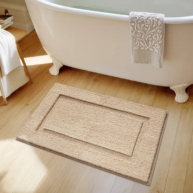 Timeless Comfort Classic Border Bath Mat – Absorbent, Non-Slip, Elegant
