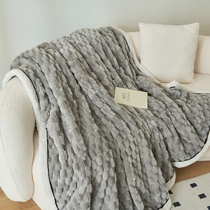 CoralSoft Reversible Fleece Throw – Cozy, Luxurious Comfort for Any Space