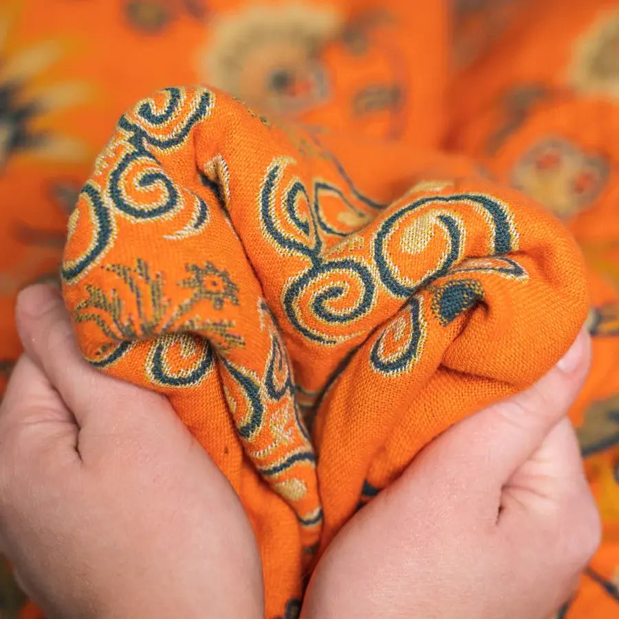 BohoBloom Reversible Cotton Throw Blanket – Chic Vintage Style for Any Space